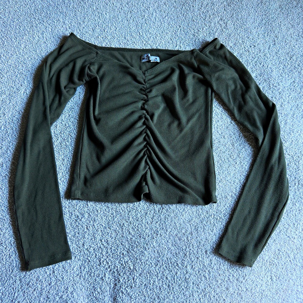 Hollister Women's Size M Olive Green Ribbed Ruched Off Shoulder Crop Top Casual